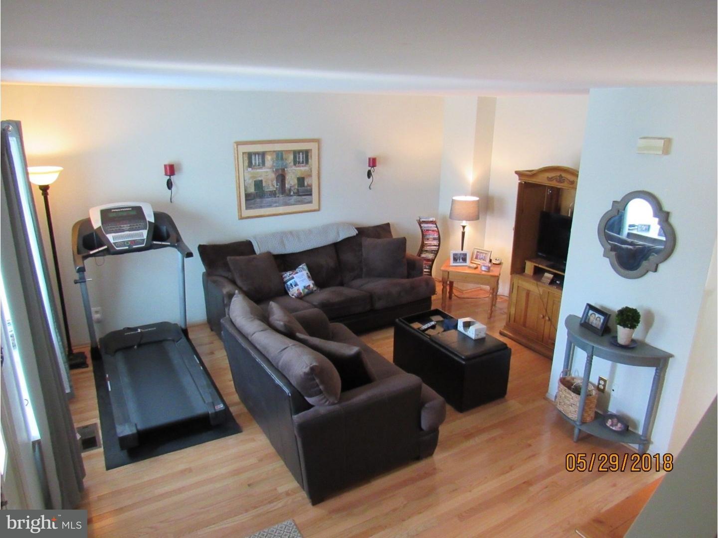 1022 Rafter Road Norristown, PA 19403 - Photo 8 of 16 Family Room