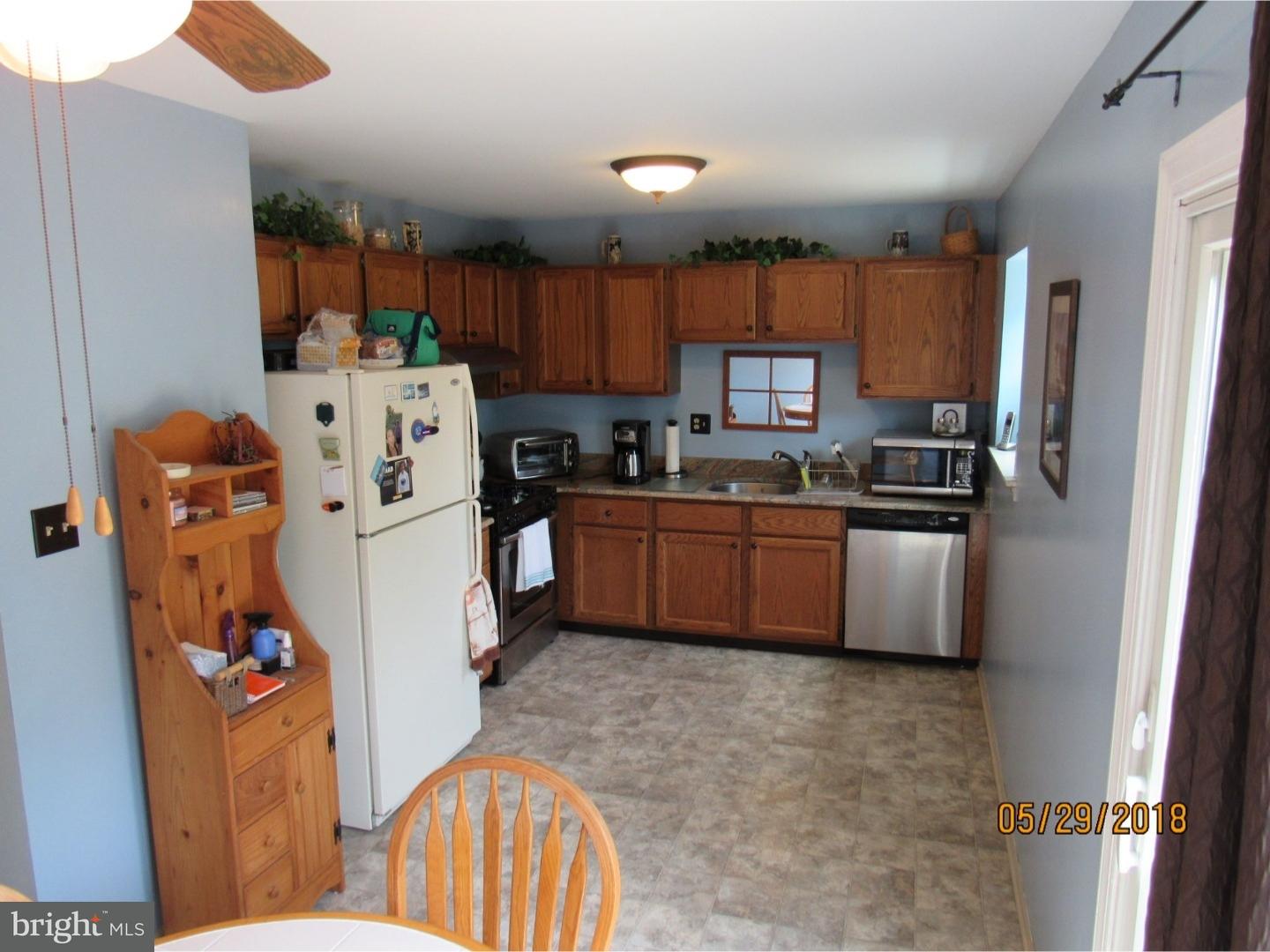 1022 Rafter Road Norristown, PA 19403 - Photo 10 of 16 Kitchen