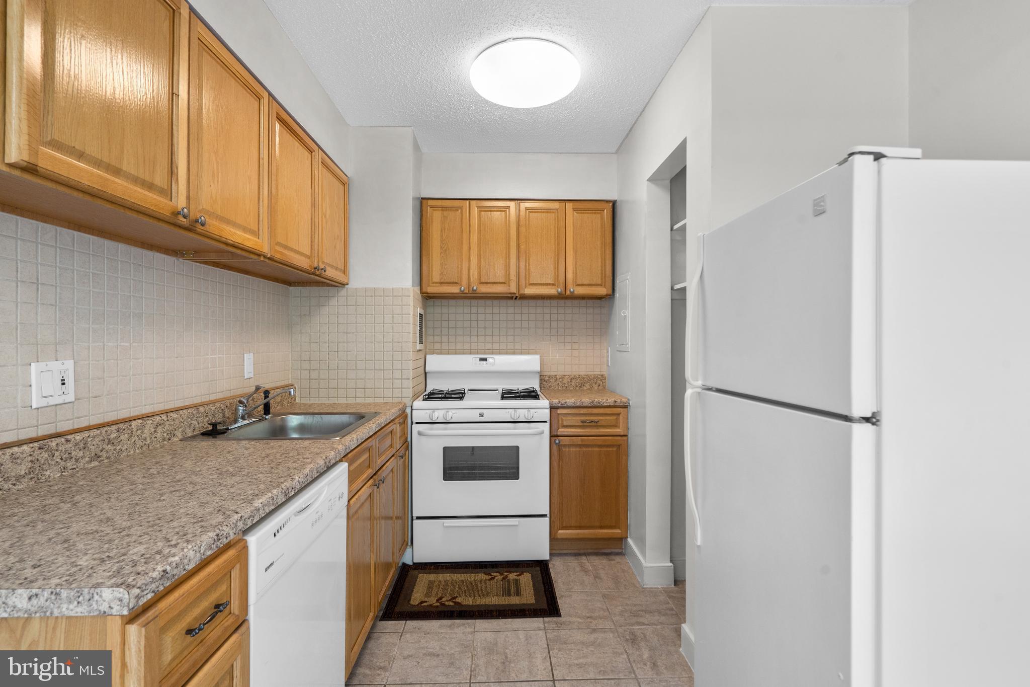 1830 Metzerott Road, Unit A4 Adelphi, MD 20783 - Photo 23 of 40