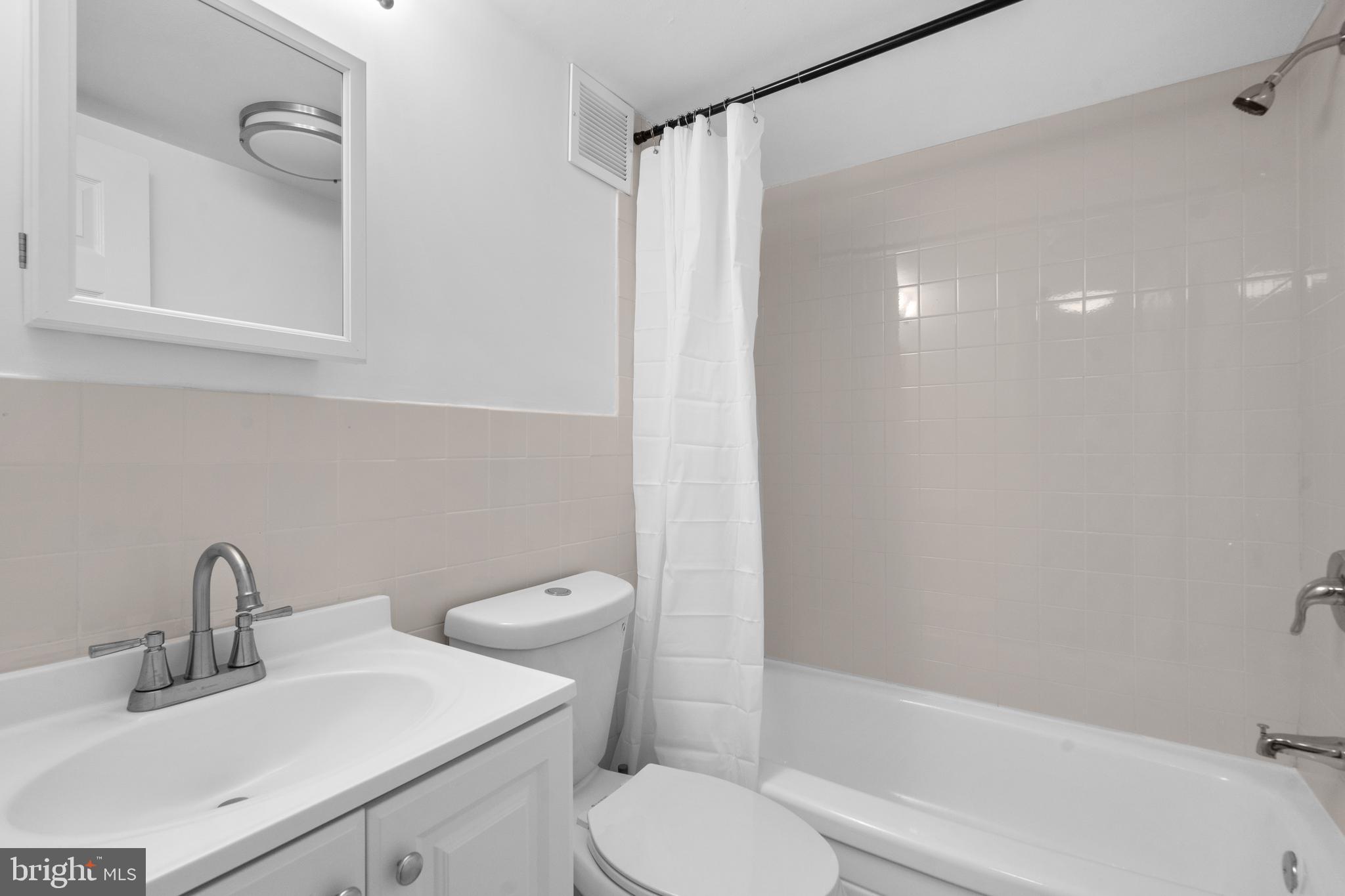 1830 Metzerott Road, Unit A4 Adelphi, MD 20783 - Photo 33 of 40