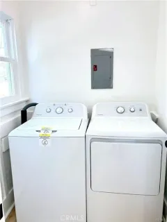 $1,899,000 | 908 Victoria Avenue, Venice, CA 90291