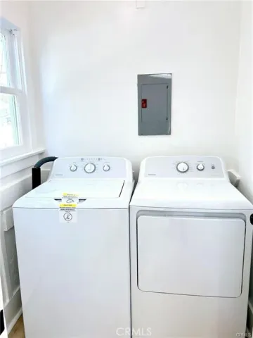 $2,099,000 | 908 Victoria, Venice, CA 90291