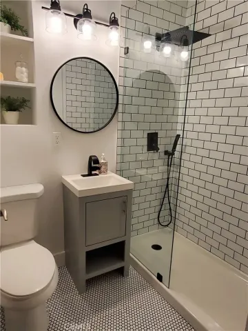 $2,099,000 | 908 Victoria, Venice, CA 90291