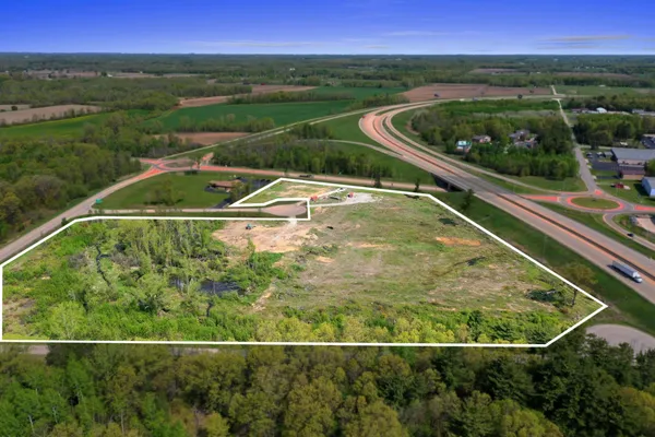 $850,000 | 341 Badger Court, Oconto, WI 54153