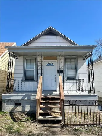 $90,100 | 905 South 22nd Street, St. Joseph, MO 64507