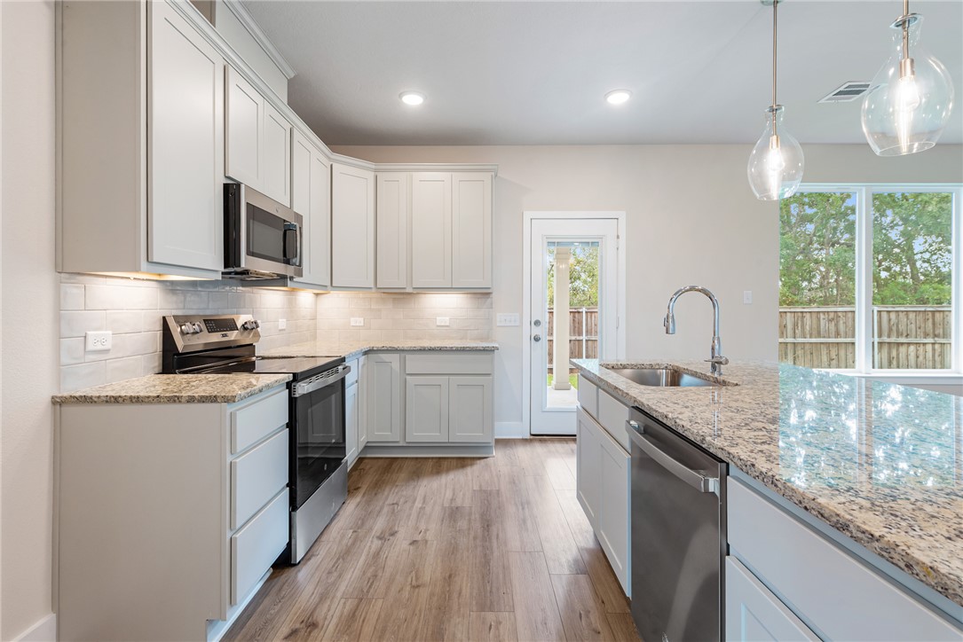 4832 Native Tree Lane Bryan, TX 77845 - Photo 13 of 50