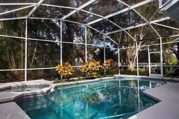$599,000 | 5260 Hammock Circle, St. Cloud, FL 34771