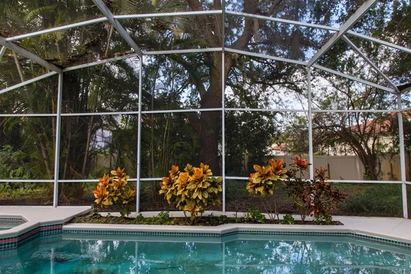 $599,000 | 5260 Hammock Circle, St. Cloud, FL 34771