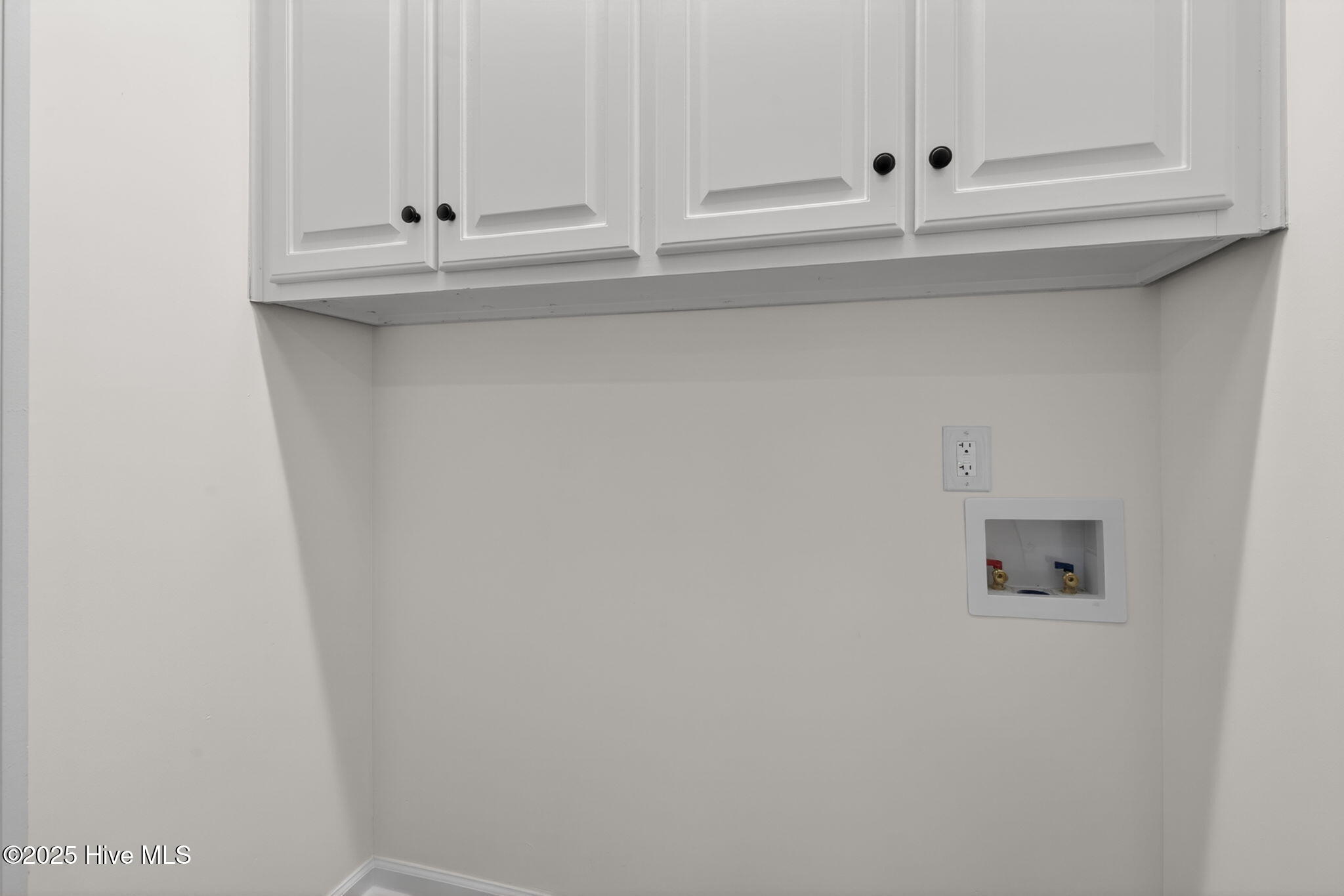 1204 Queen Anne Road Northwest Wilson, NC 27896 - Photo 29 of 37 Laundry