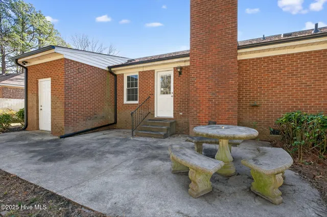 $269,900 | 1204 Queen Anne Road Northwest, Wilson, NC 27896