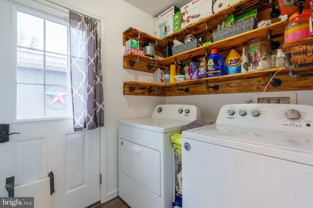 $369,900 | 158 Main Street, Hartly, DE 19953