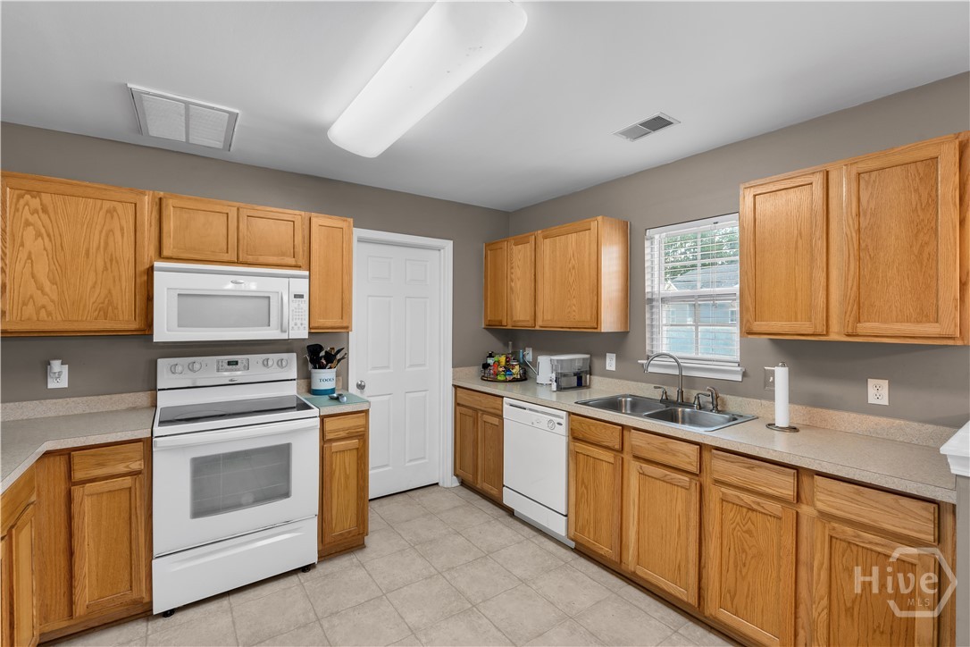 9 Cottingham Way Pooler, GA 31322 - Photo 12 of 43