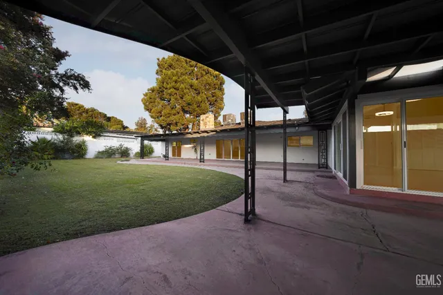 a view of a shaded area in the porch