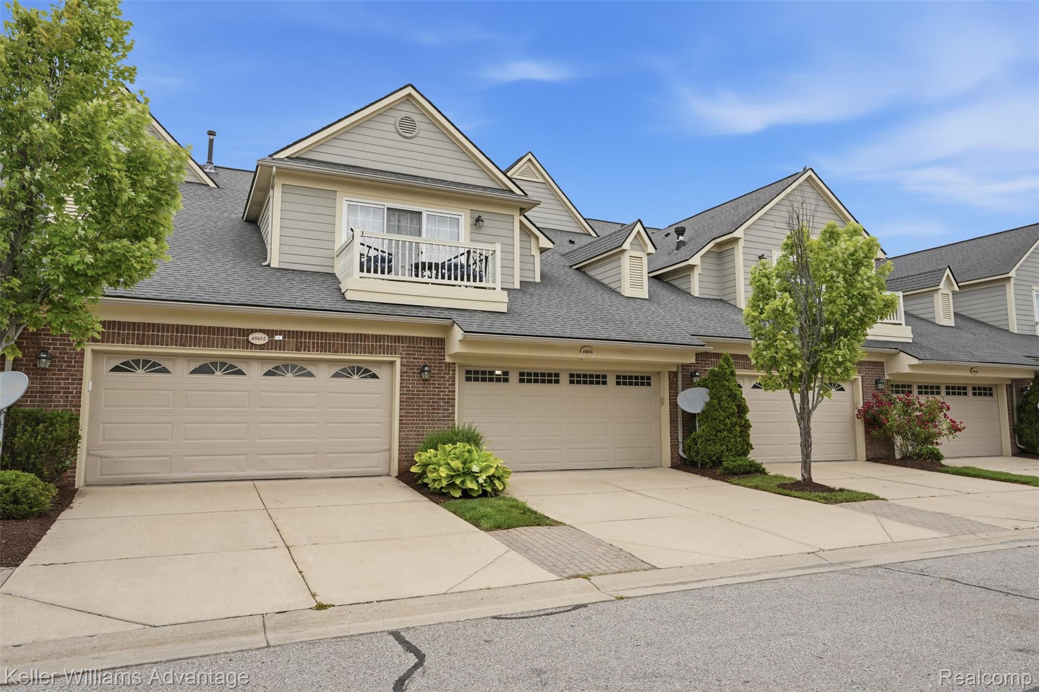 45658 South Stonewood Road Canton, MI 48187 - Photo 26 of 41 32_45658 s stonewood rd-32.jpg