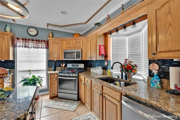 $520,000 | 5964 Highway 6, Natchitoches, LA 71457