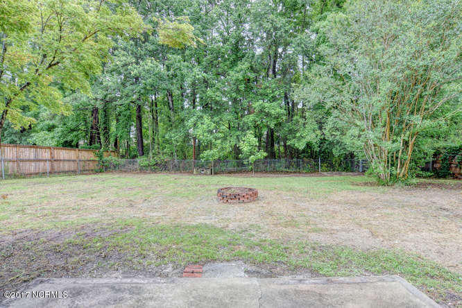 2807 Country Club Road Jacksonville, NC 28546 - Photo 24 of 28 Back Yard
