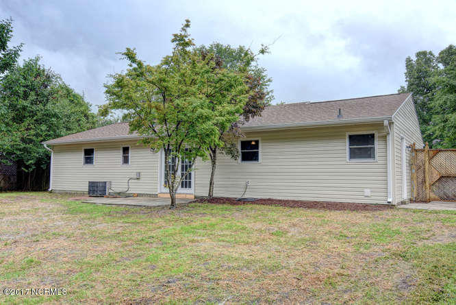 2807 Country Club Road Jacksonville, NC 28546 - Photo 27 of 28 Back of House