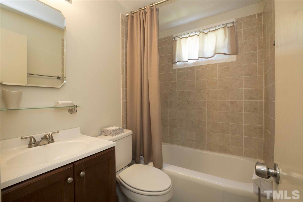 811 Daniels Street, Unit B Raleigh, NC 27605 - Photo 9 of 9 Gallery Image 9
