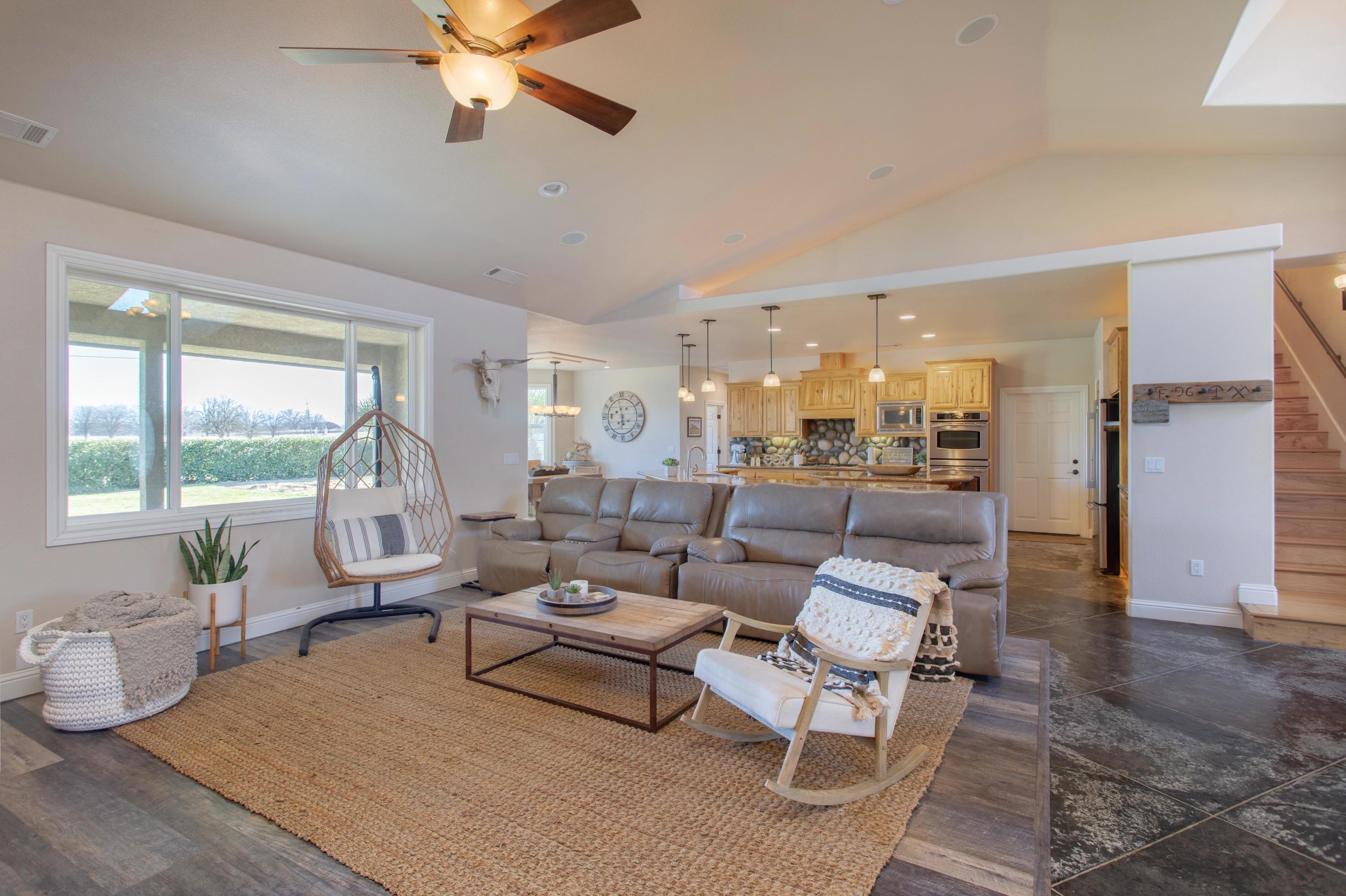 22780 Silverlode Lane Palo Cedro, CA 96073 - Photo 9 of 37 living room