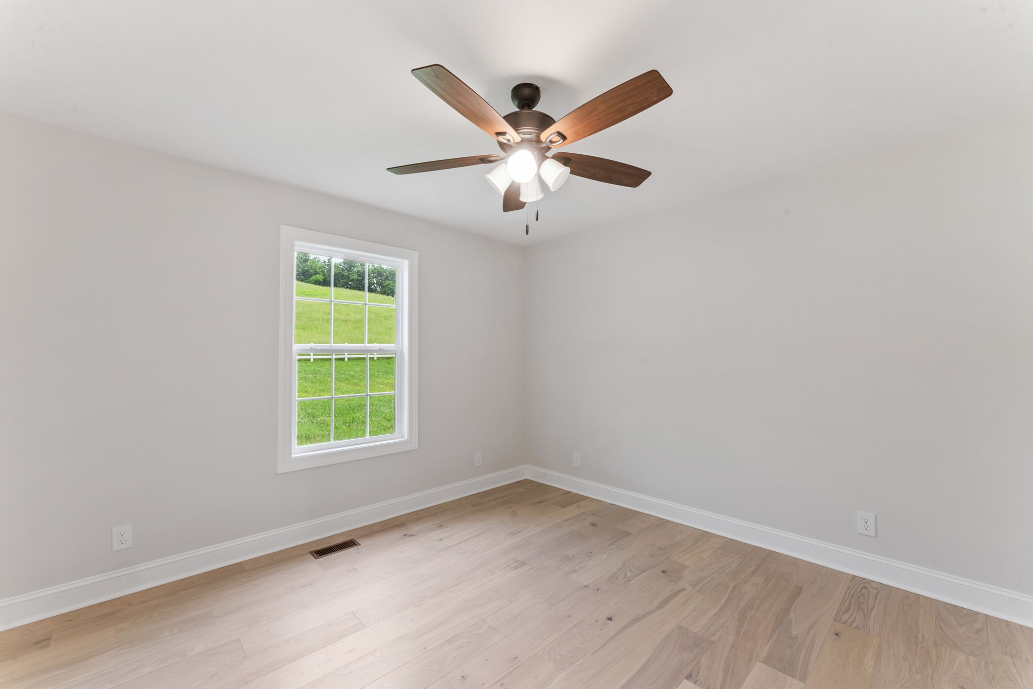 180 John Brinkley Road Tullahoma, TN 37388 - Photo 16 of 25