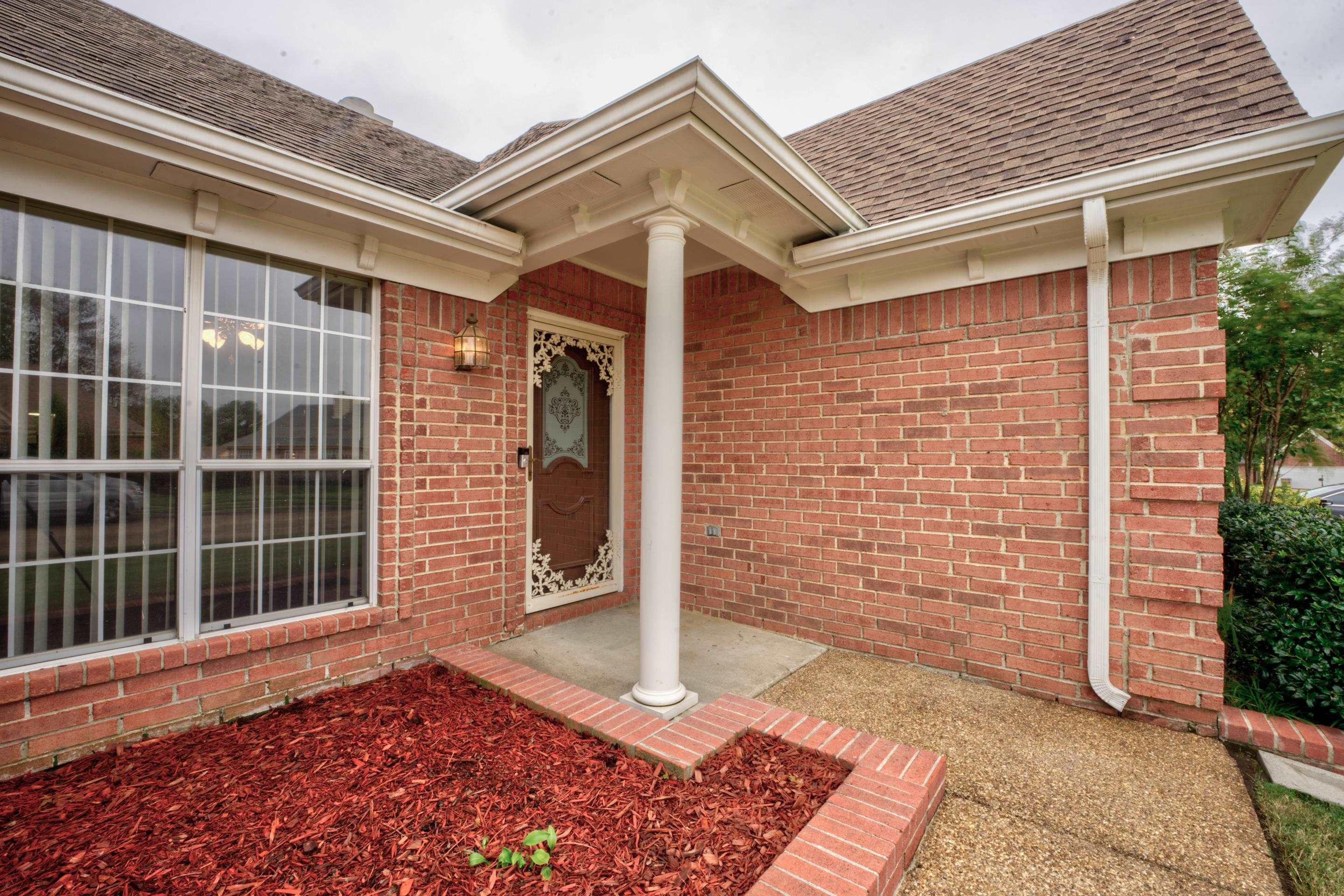 7657 Stone Manor Road Memphis, TN 38125 - Photo 4 of 27 View of doorway to property