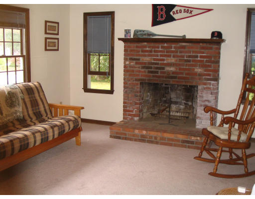 10 Westcott Road Hopedale, MA 01747 - Photo 11 of 21 Gallery Image 11