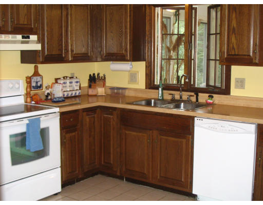 10 Westcott Road Hopedale, MA 01747 - Photo 12 of 21 Gallery Image 12