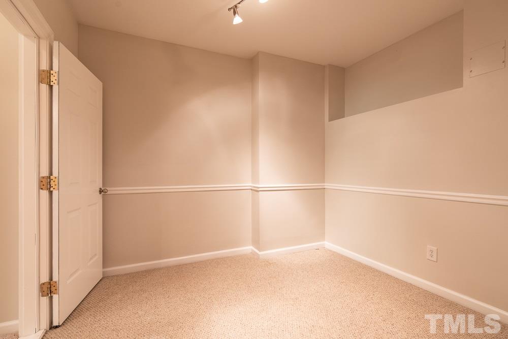 7828 Spungold Street Raleigh, NC 27617 - Photo 18 of 30 Flex Room