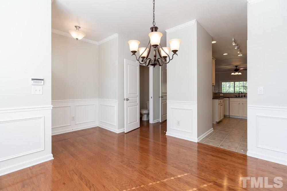 7828 Spungold Street Raleigh, NC 27617 - Photo 6 of 30 Dining Room