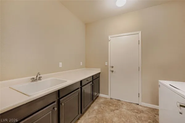 $2,795 | 6928 Benson Ferry Street, Las Vegas, NV 89149