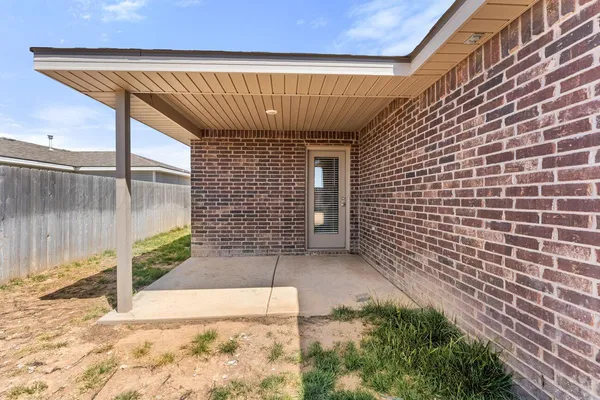 $2,300 | 210 Mikeska Street, Amarillo, TX 79118