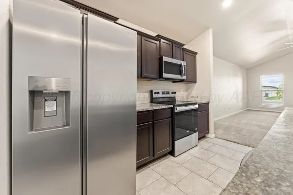 $2,300 | 210 Mikeska Street, Amarillo, TX 79118