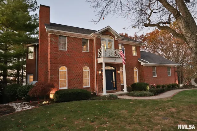 $475,000 | 132 Star Rim Drive, East Peoria, IL 61611