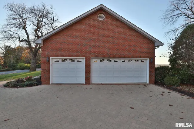 $475,000 | 132 Star Rim Drive, East Peoria, IL 61611
