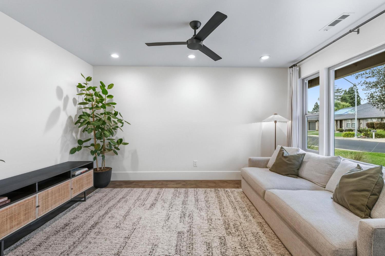 2228 Cheyenne Way Modesto, CA 95356 - Photo 23 of 54