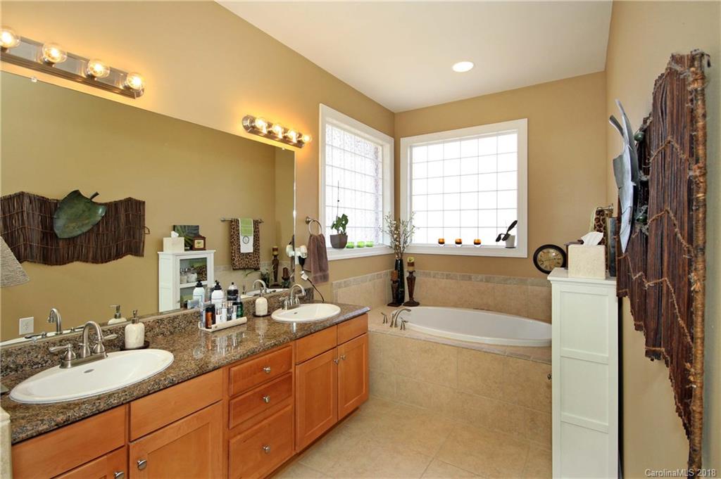 178 Beaten Path Road Mooresville, NC 28117 - Photo 17 of 26 Gallery Image 17