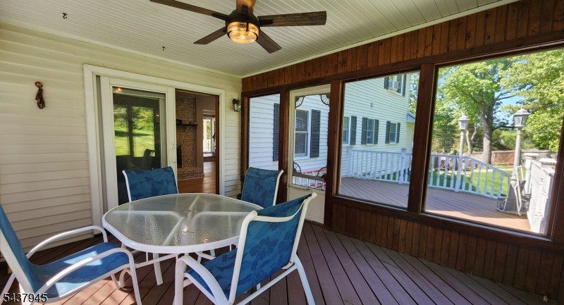 18 Roslyn Road Branchville, NJ 07826 - Photo 16 of 45