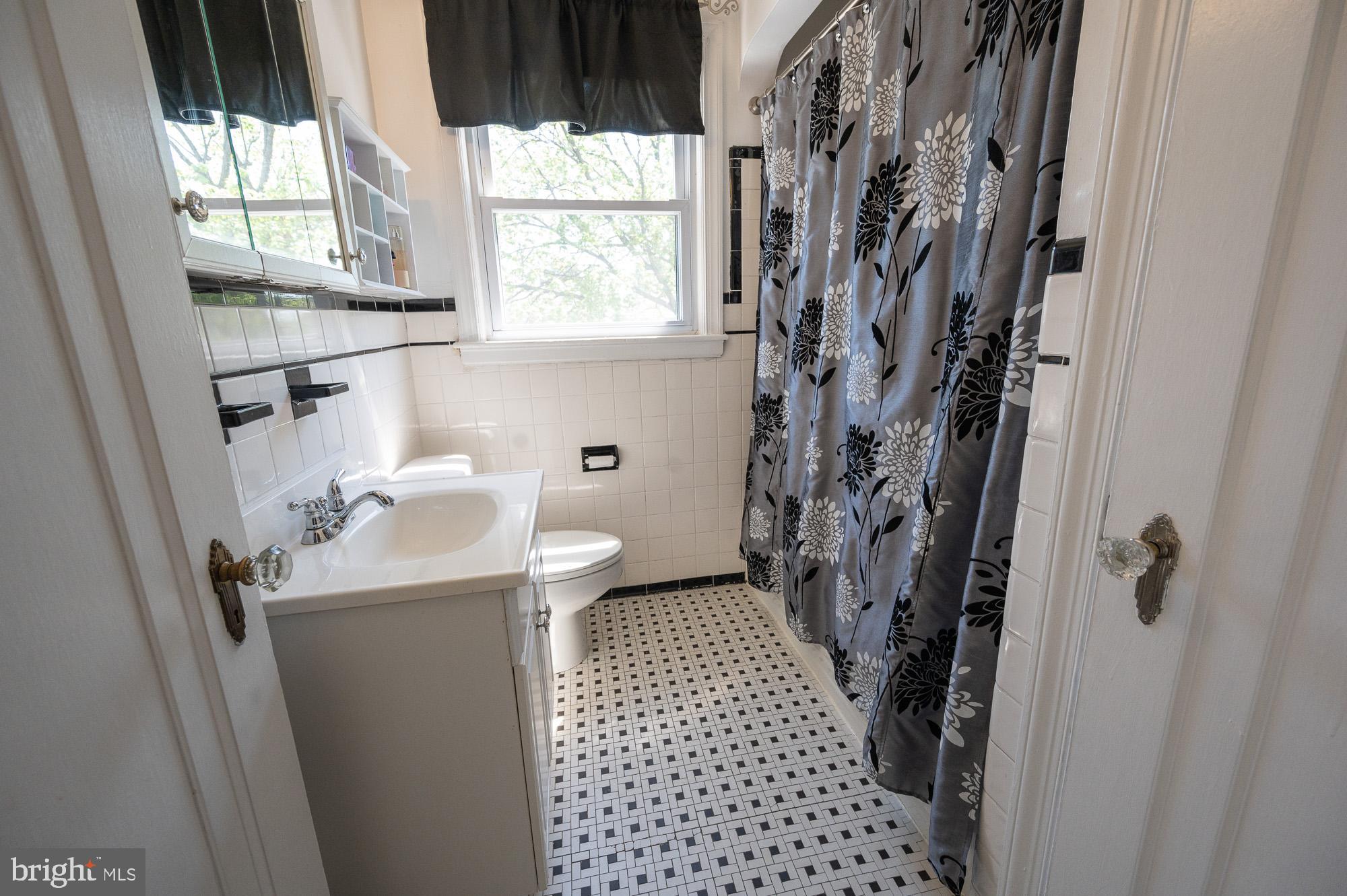 3706 Yolando Road Baltimore, MD 21218 - Photo 22 of 33
