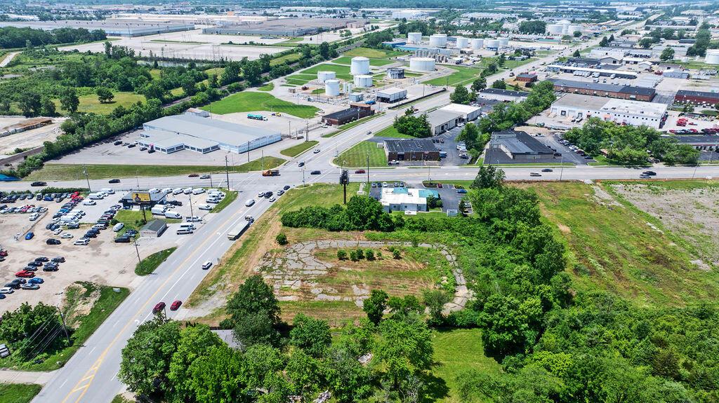 3522 Fisher Road Columbus, OH 43204 - Photo 6 of 16 3522Fisher - Aerial-6