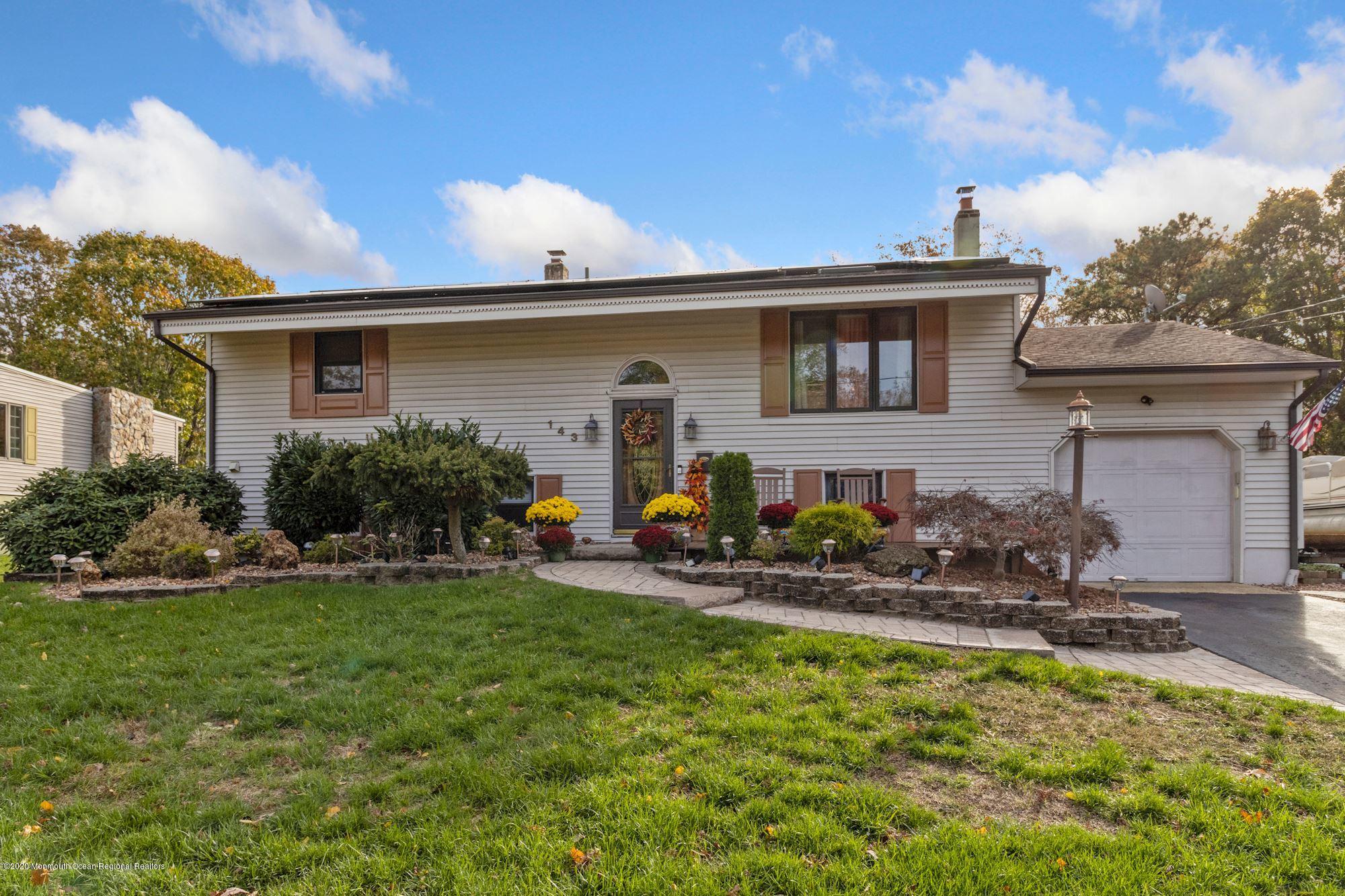 143 Darien Road Howell, NJ 07731 - Photo 1 of 23 Exceptional home