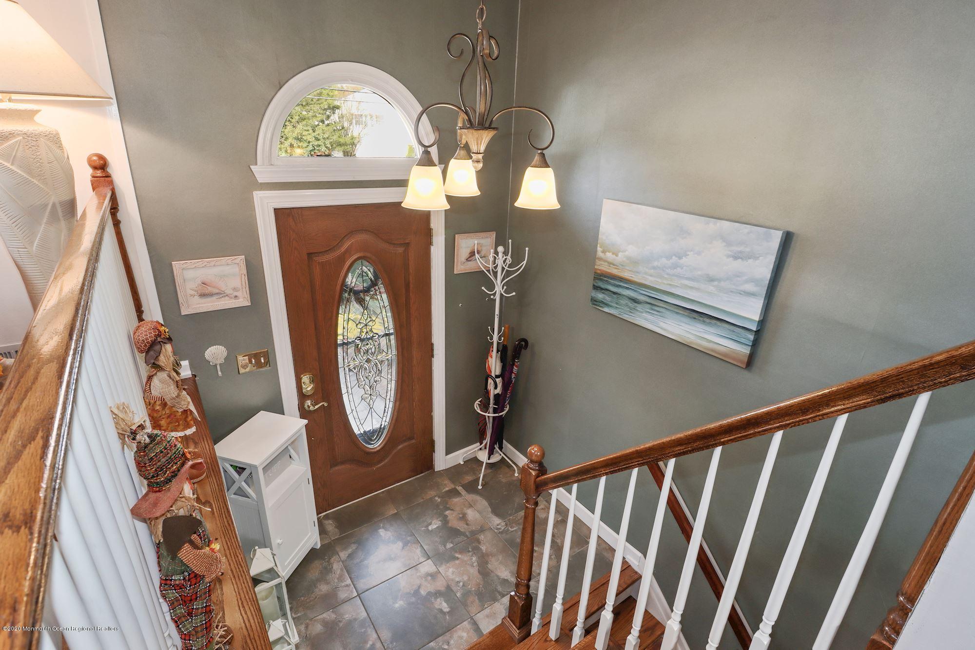 143 Darien Road Howell, NJ 07731 - Photo 2 of 23 Spacious entryway