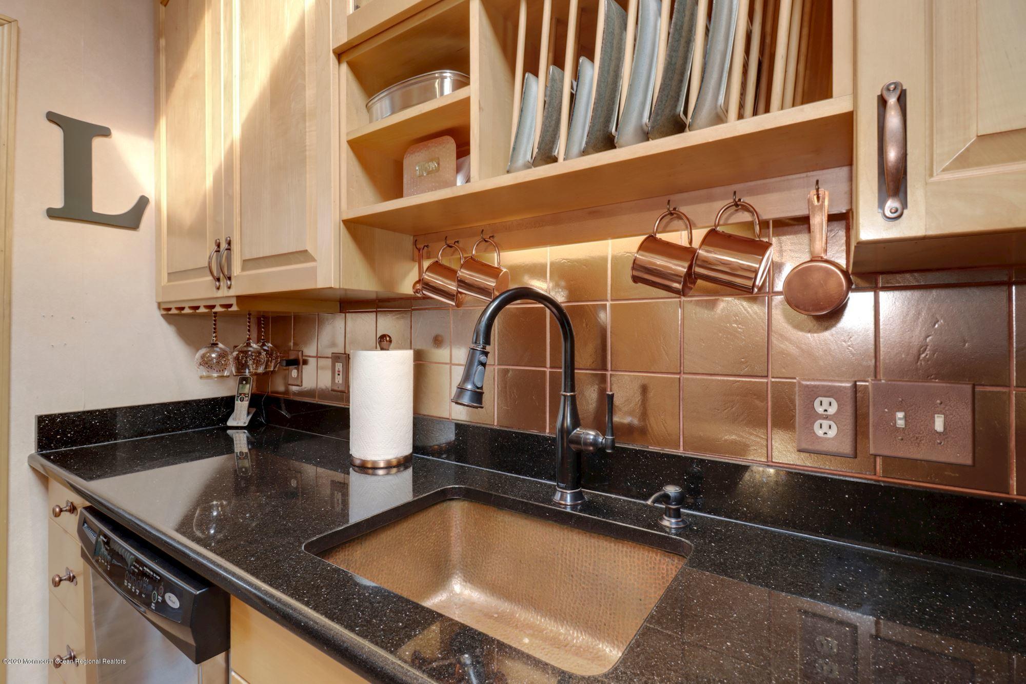 143 Darien Road Howell, NJ 07731 - Photo 6 of 23 Copper sink