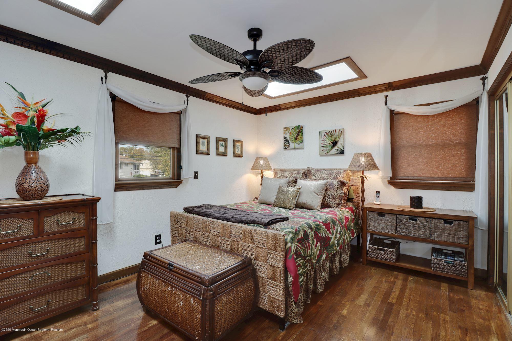 143 Darien Road Howell, NJ 07731 - Photo 7 of 23 Master