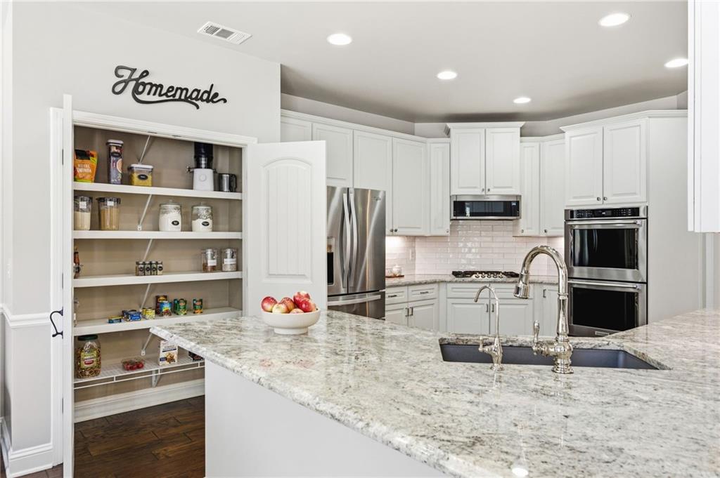 960 Freedom Way Cumming, GA 30040 - Photo 12 of 46