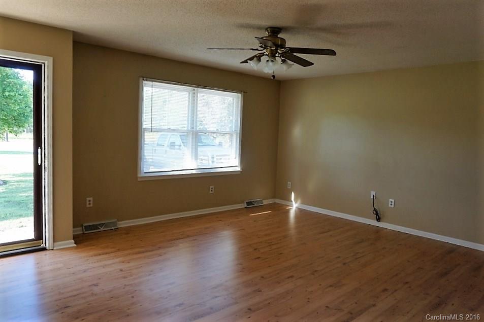 730 Sisk-Carter Road Rockwell, NC 28138 - Photo 9 of 20 Gallery Image 9