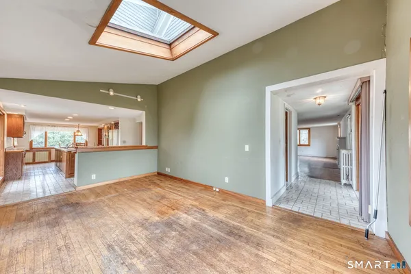 $725,000 | 879 Neipsic Road, Glastonbury, CT 06033