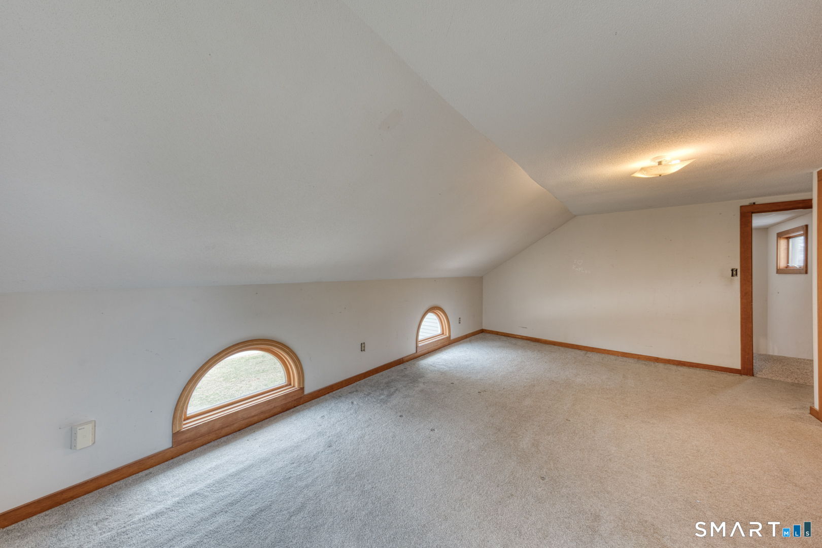 879 Neipsic Road Glastonbury, CT 06033 - Photo 22 of 40