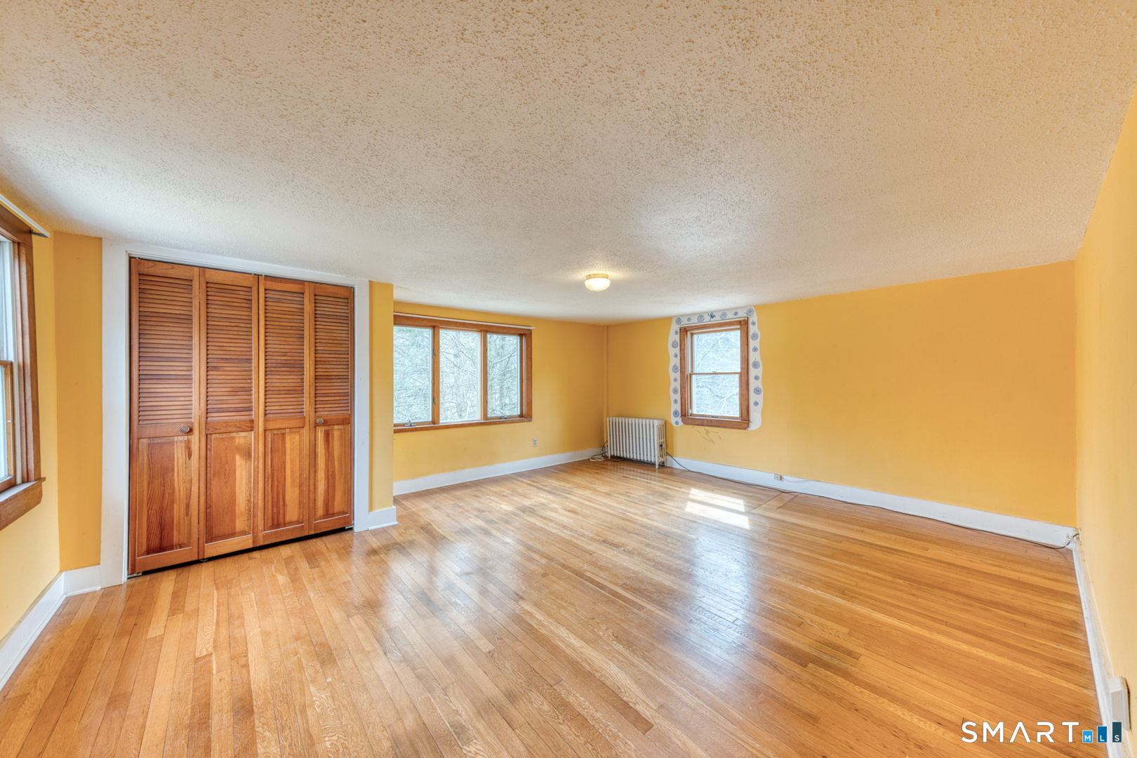 879 Neipsic Road Glastonbury, CT 06033 - Photo 23 of 40