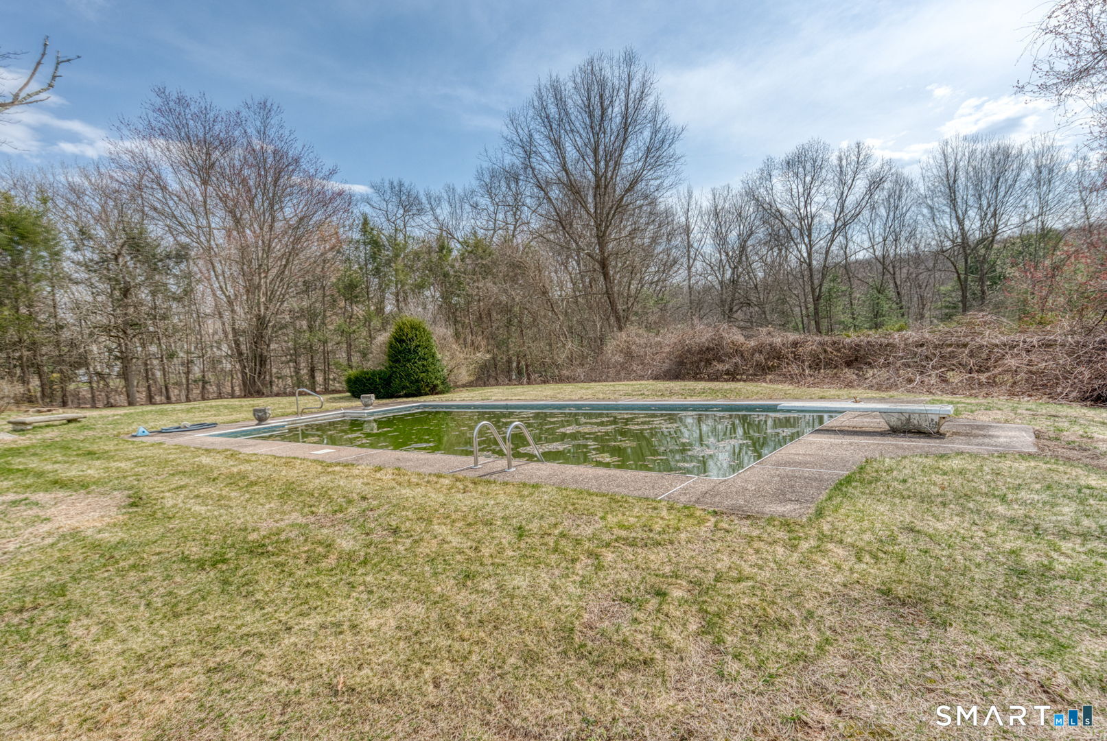 879 Neipsic Road Glastonbury, CT 06033 - Photo 31 of 40