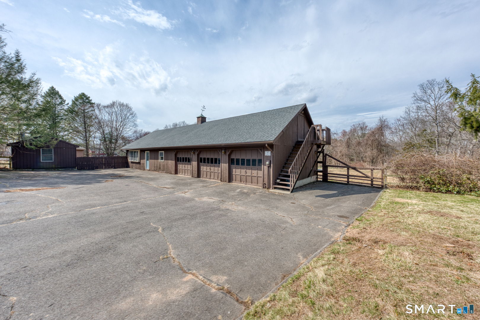 879 Neipsic Road Glastonbury, CT 06033 - Photo 33 of 40